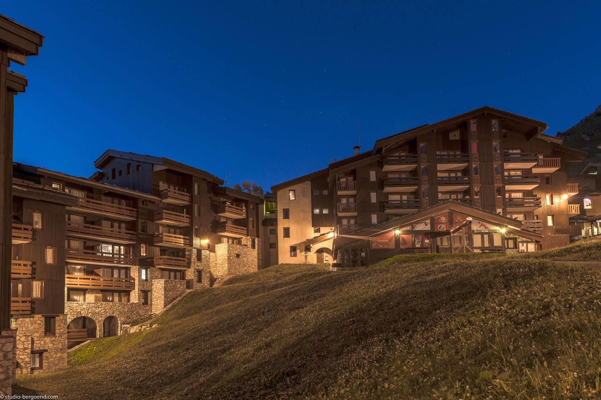 Residence Pierre & Vacances Les Chalets Des Arolles Macot-la-Plagne Exterior foto